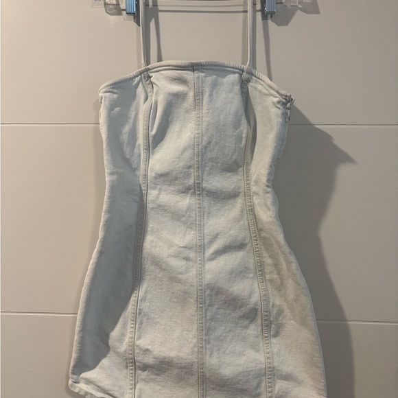 Zara Dresses & Skirts - Zara denim Bodycon dress
